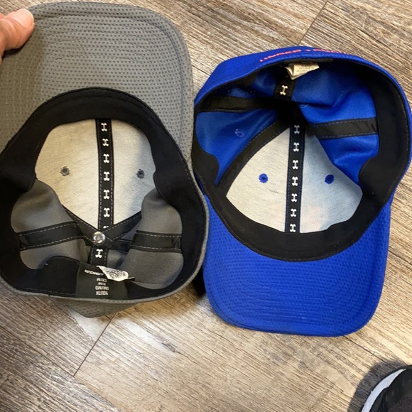 COPY - Boys small/medium under armor hats - Picture 2 of 3